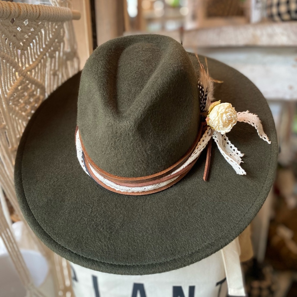 Green Wide Brim felt hat